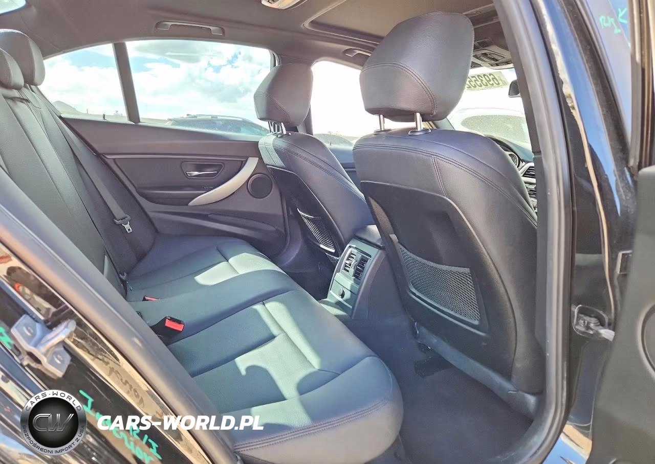 2018 BMW 320 Xi VIN:WBA8E5G53JNV01954 - 10
