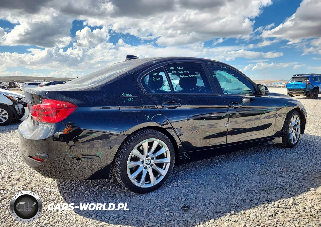 2018 BMW 320 Xi VIN:WBA8E5G53JNV01954 - 3