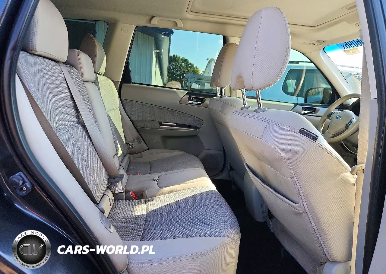 2011 Subaru Forester 2.5X Premium VIN:JF2SHADC1BH719727 - 11