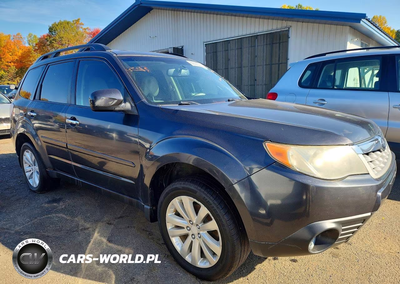 2011 Subaru Forester 2.5X Premium VIN:JF2SHADC1BH719727 - 4