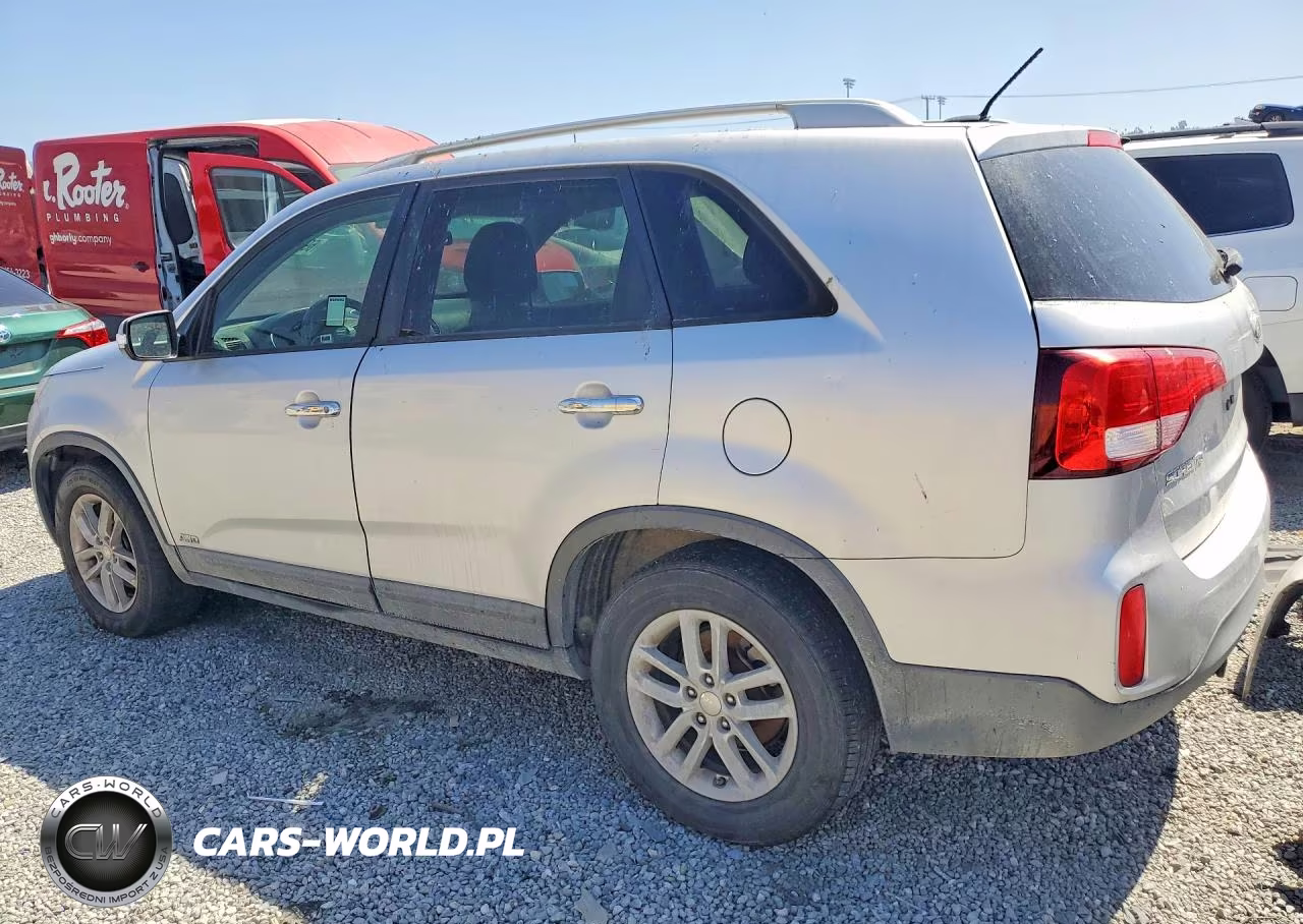 2015 Kia Sorento Lx VIN:5XYKTDA78FG600254 - 2