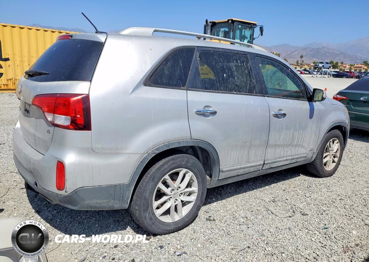 2015 Kia Sorento Lx VIN:5XYKTDA78FG600254 - 3