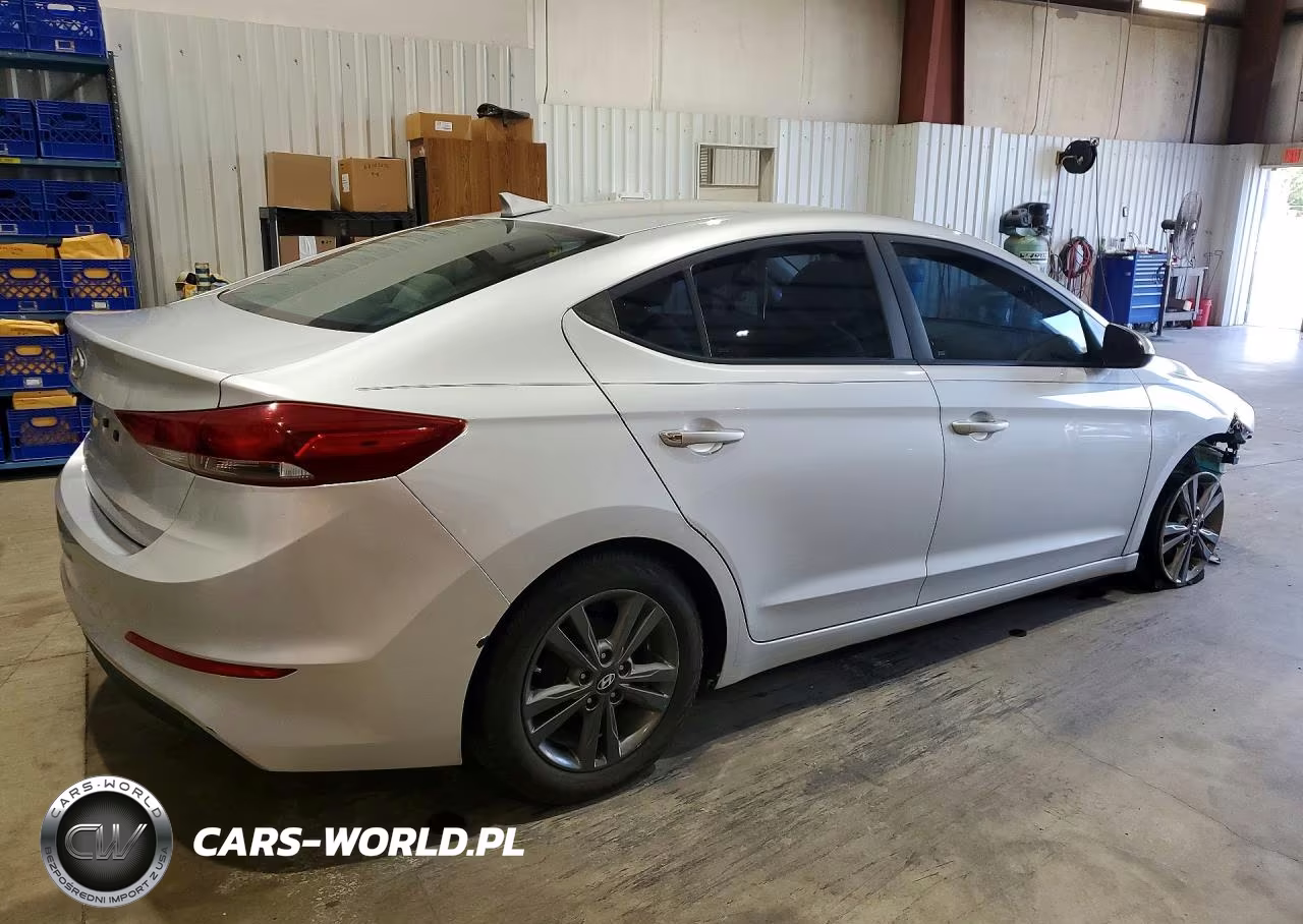 2017 Hyundai Elantra Se VIN:5NPD84LF5HH118240 - 3