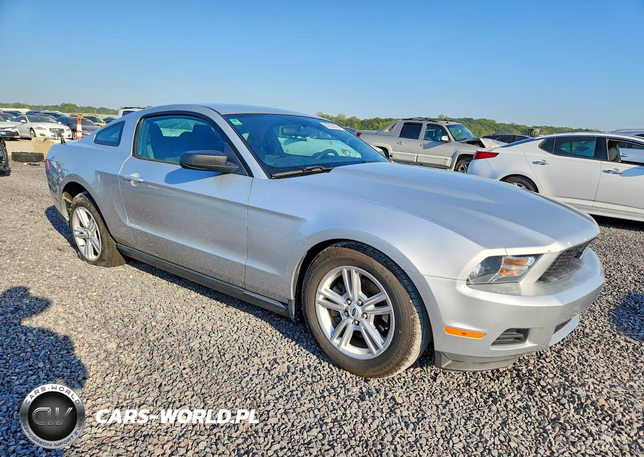 2012 Ford Mustang VIN:1ZVBP8AM7C5209969 - 4