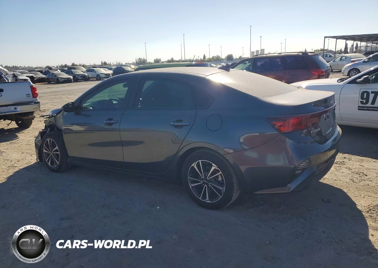 2024 Kia Forte Lxs VIN:3KPF24AD0RE715698 - 2