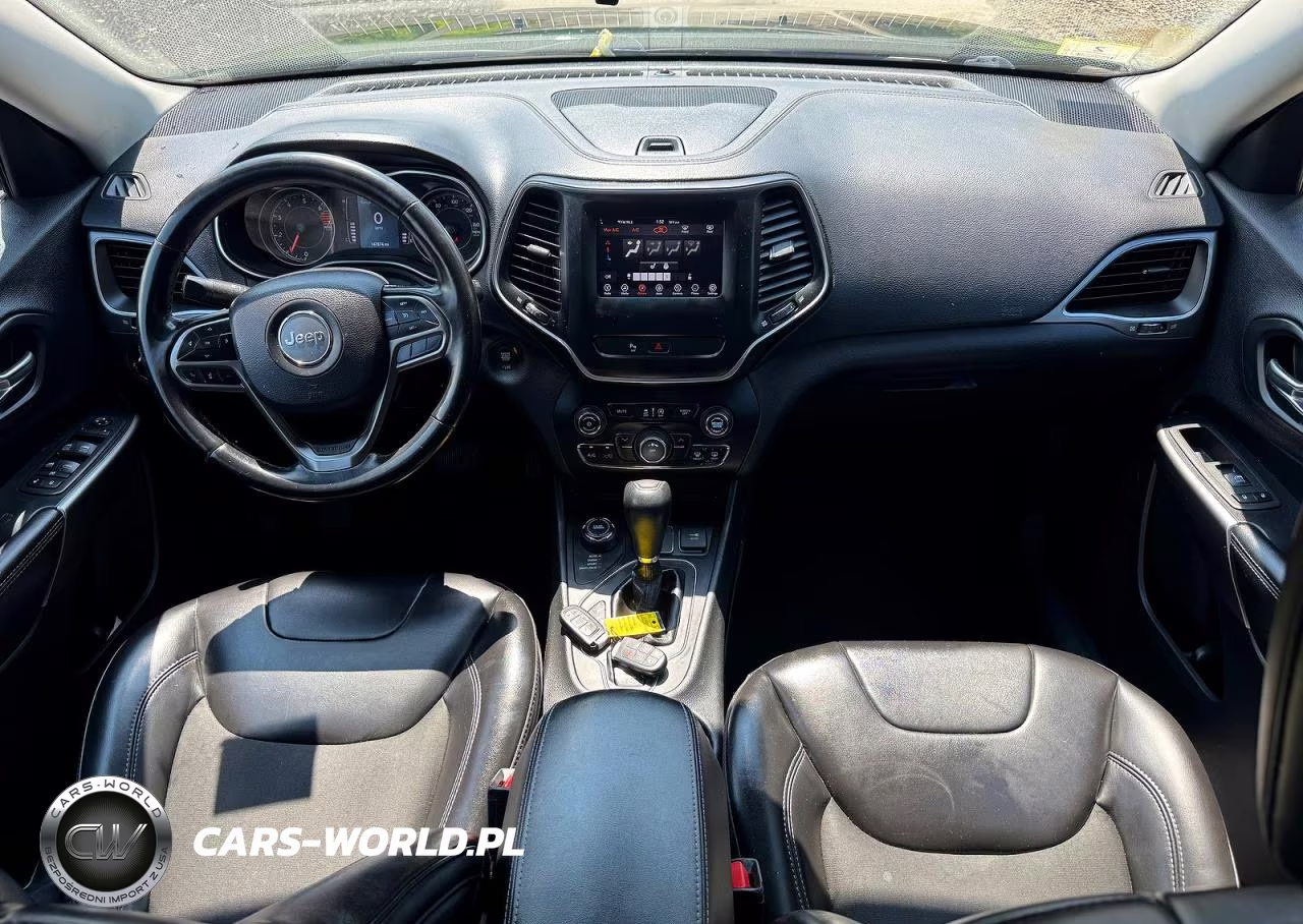 2019 Jeep Cherokee Latitude Plus VIN:1C4PJMLB9KD431013 - 9