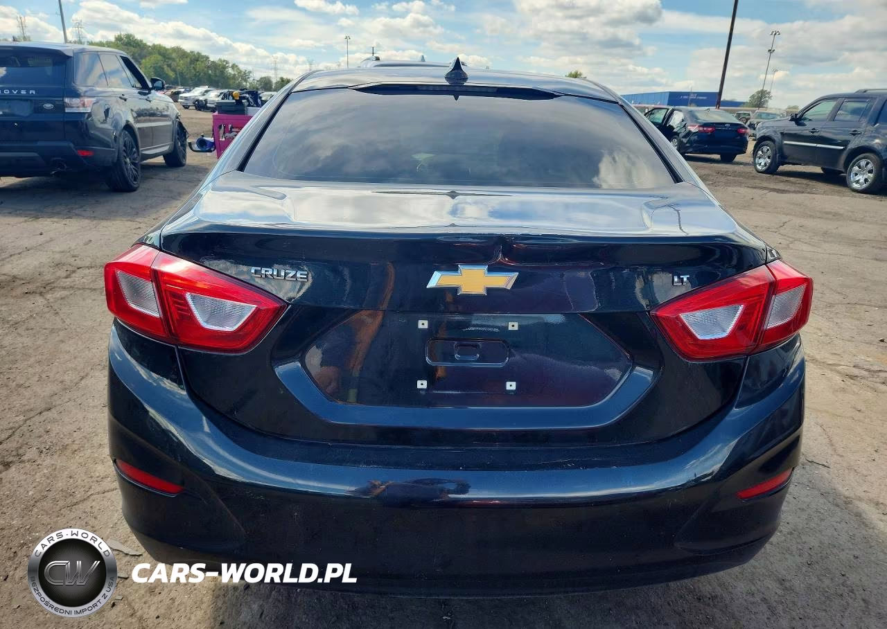 2018 Chevrolet Cruze Lt VIN:1G1BE5SM7J7117728 - 6