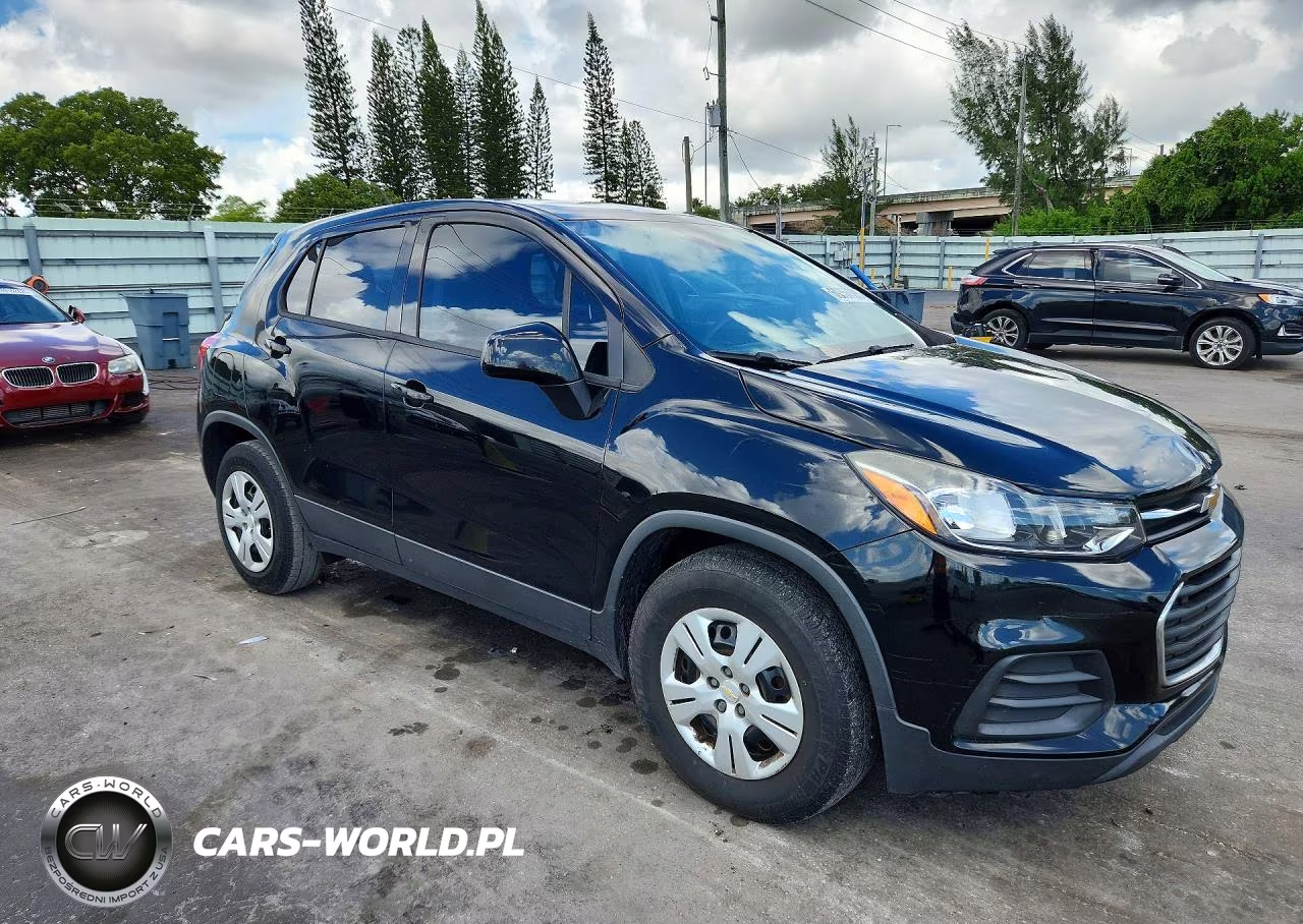 2019 Chevrolet Trax Ls VIN:3GNCJKSB9KL154627 - 4