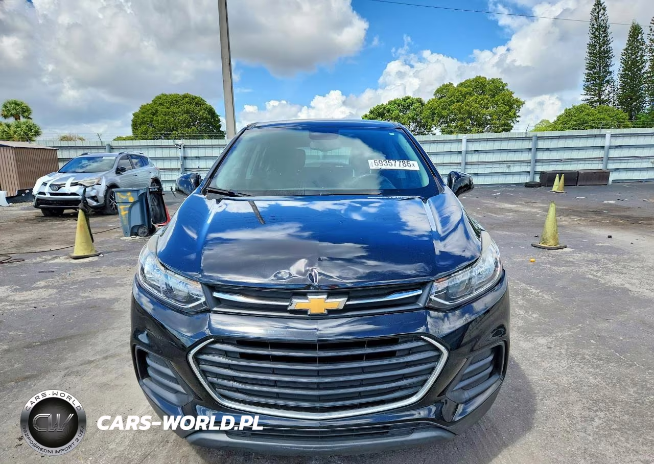 2019 Chevrolet Trax Ls VIN:3GNCJKSB9KL154627 - 5