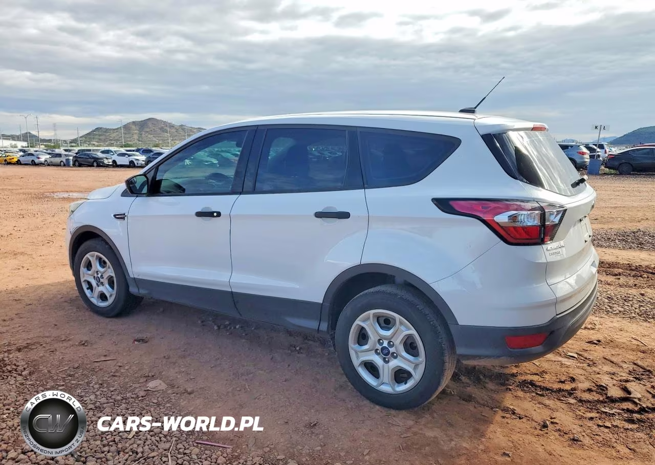 2018 Ford Escape S VIN:1FMCU0F79JUD31588 - 2