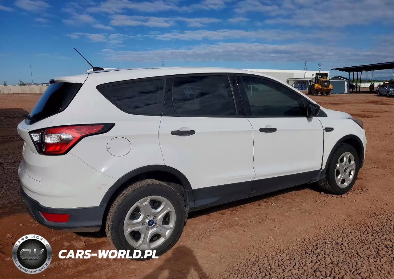 2018 Ford Escape S VIN:1FMCU0F79JUD31588 - 3