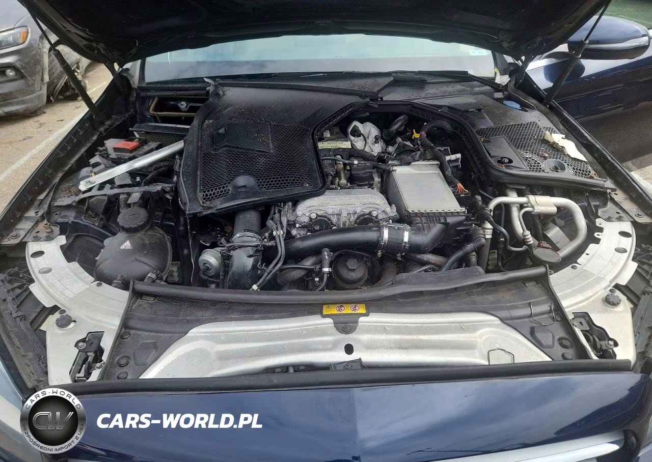 2018 Mercedes-Benz C 300 4Matic VIN:55SWF4KBXJU238776 - 11