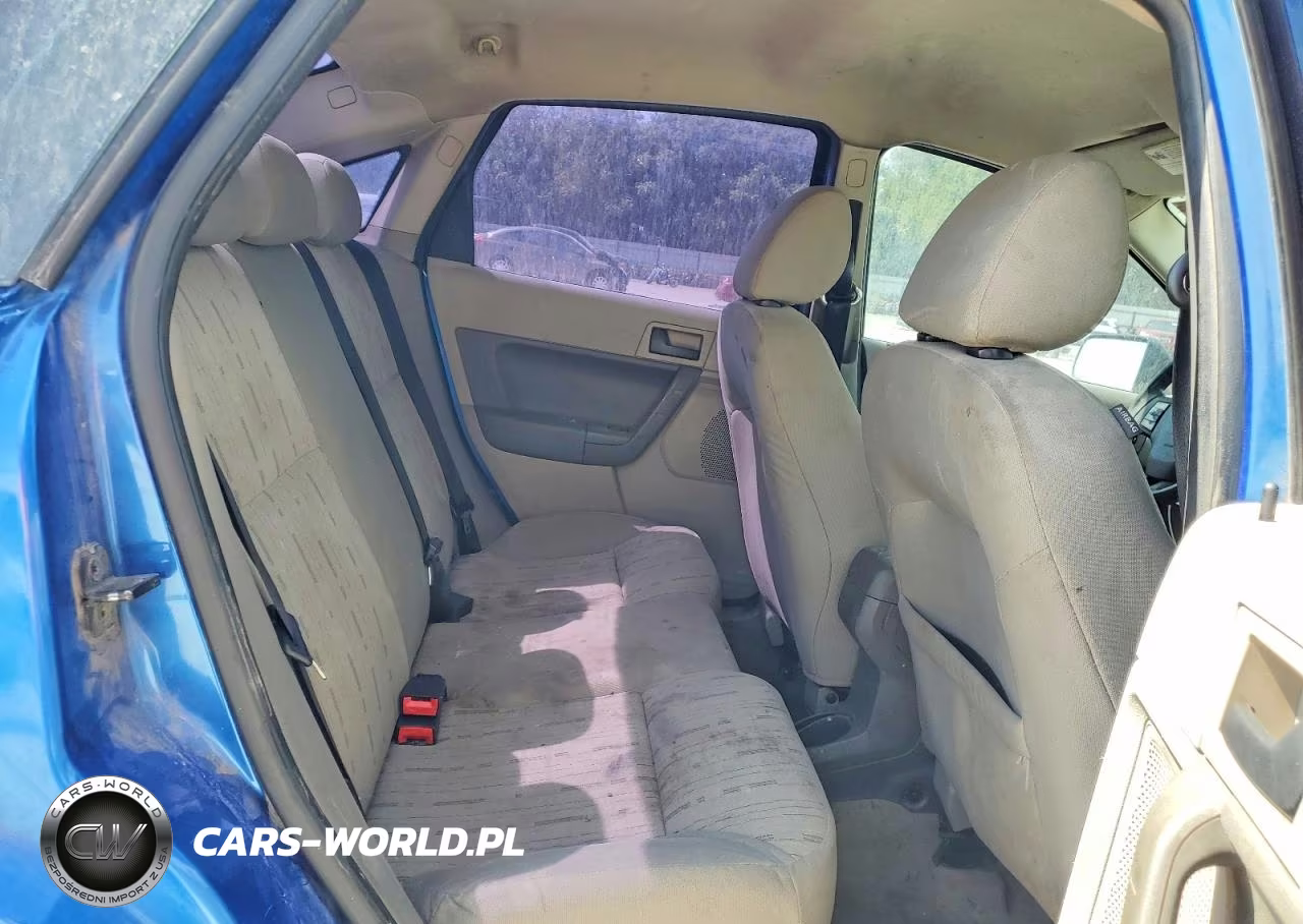 2010 Ford Focus Se VIN:1FAHP3FN9AW133833 - 10