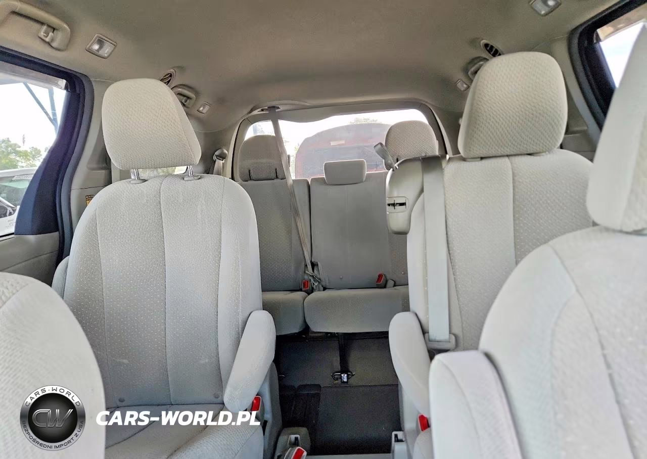 2014 Toyota Sienna Le VIN:5TDKK3DC5ES525486 - 10