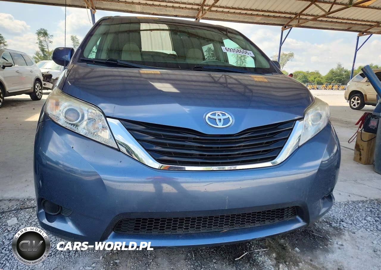 2014 Toyota Sienna Le VIN:5TDKK3DC5ES525486 - 5