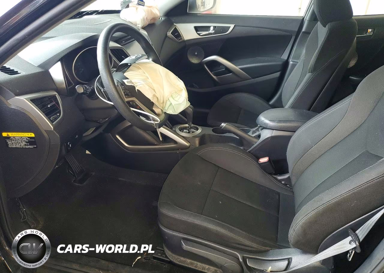 2016 Hyundai Veloster Base VIN:KMHTC6AD8GU272867 - 7
