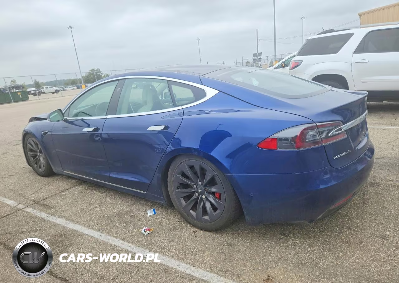 2018 Tesla Model S VIN:5YJSA1E47JF240558 - 2