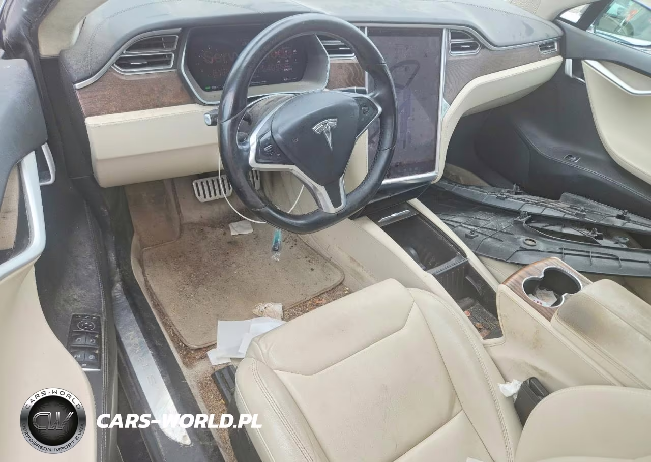 2018 Tesla Model S VIN:5YJSA1E47JF240558 - 8