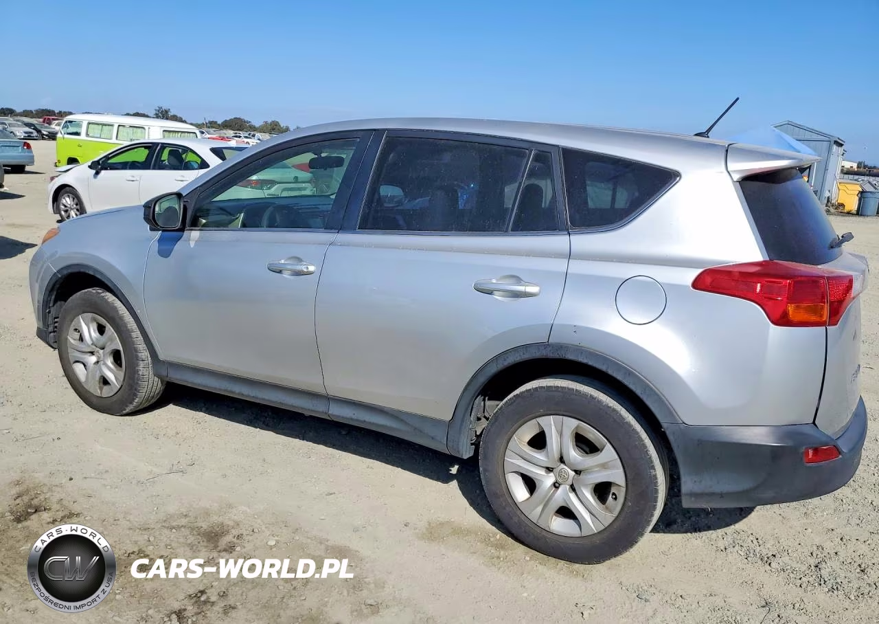 2015 Toyota Rav4 Le VIN:JTMZFREV9FJ024833 - 2