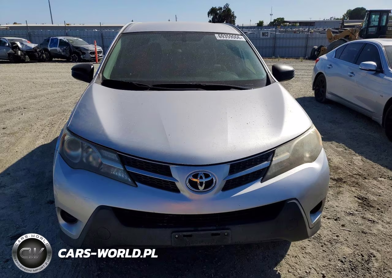 2015 Toyota Rav4 Le VIN:JTMZFREV9FJ024833 - 5