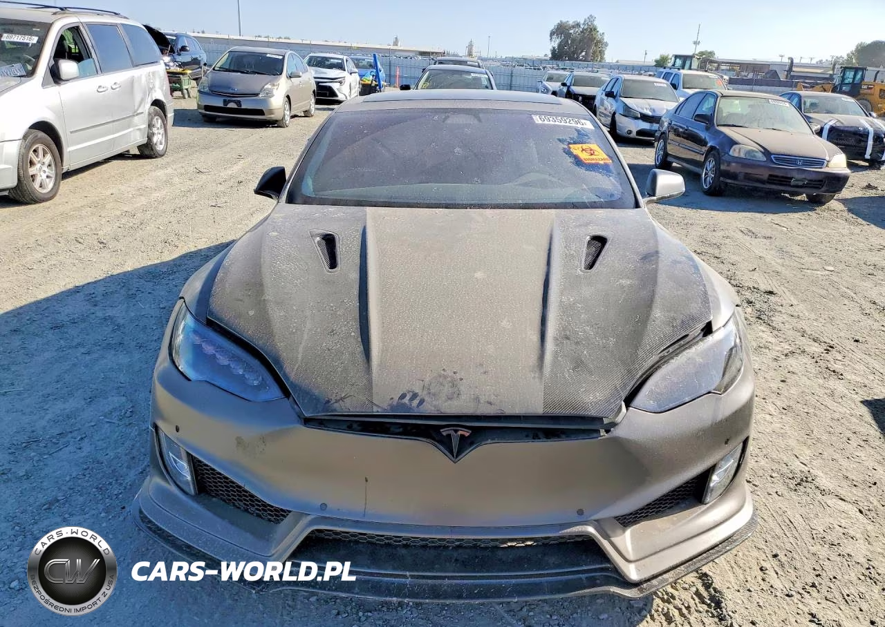 2018 Tesla Model S VIN:5YJSA1E48JF295424 - 5