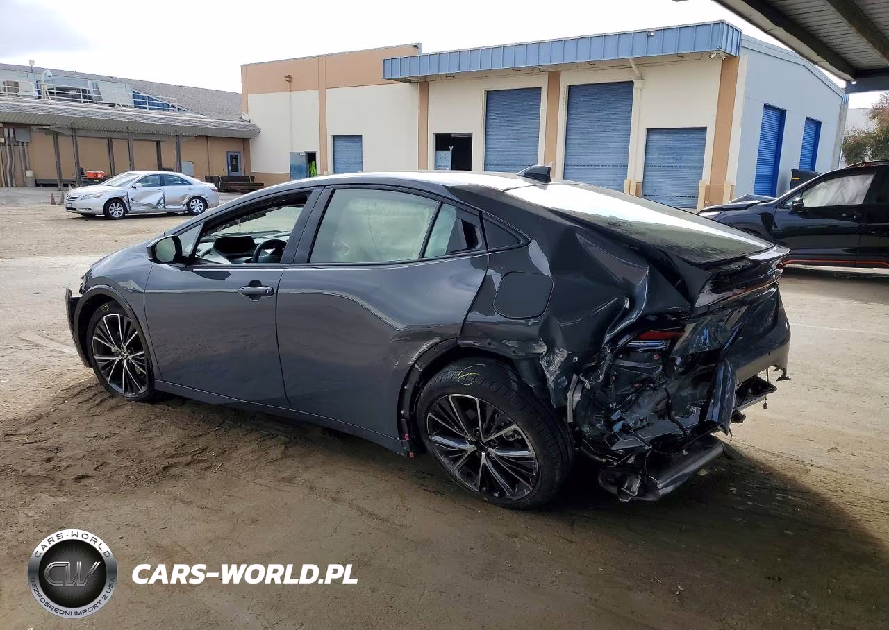 2025 Toyota Prius Xle VIN:JTDACAAUXS3056905 - 2