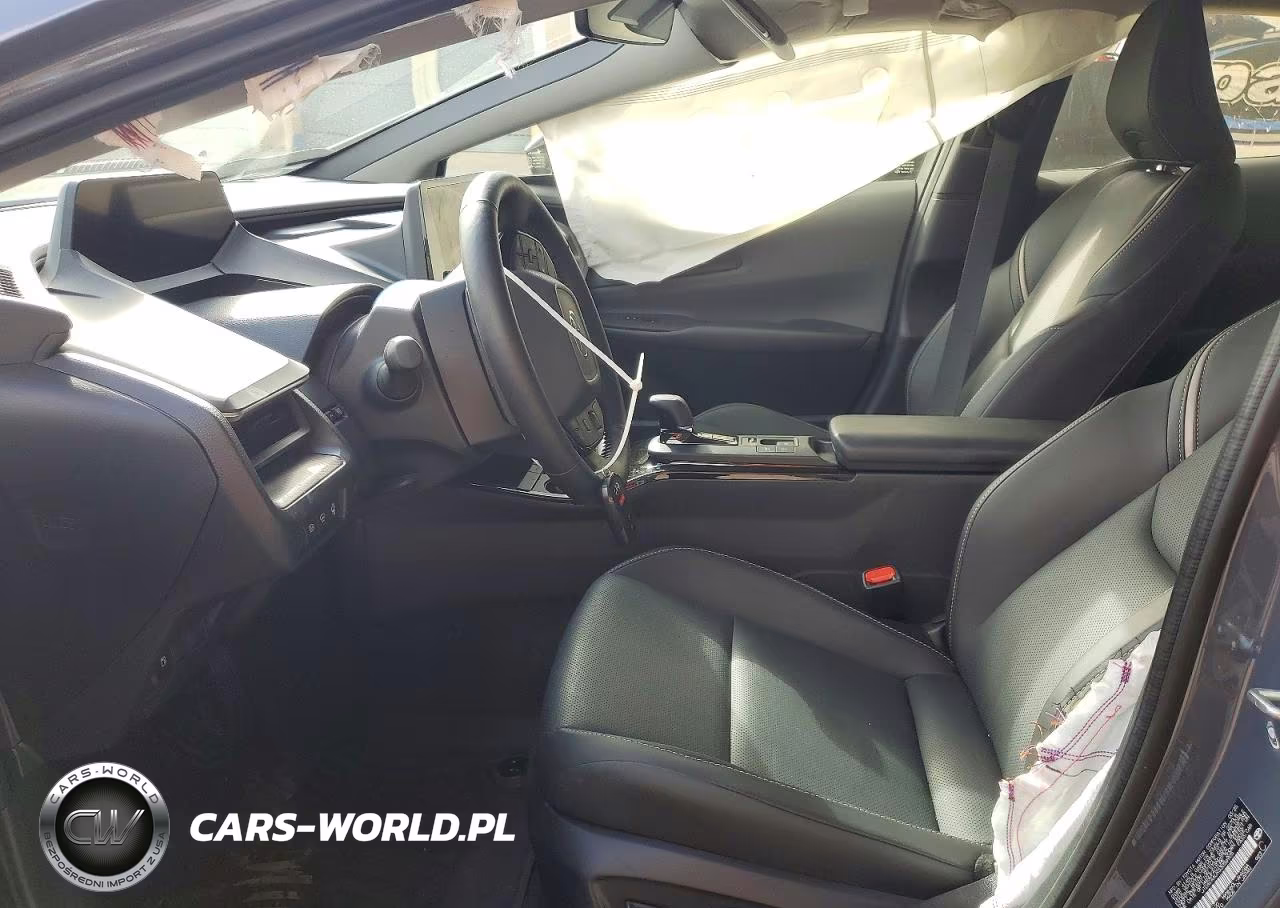 2025 Toyota Prius Xle VIN:JTDACAAUXS3056905 - 7