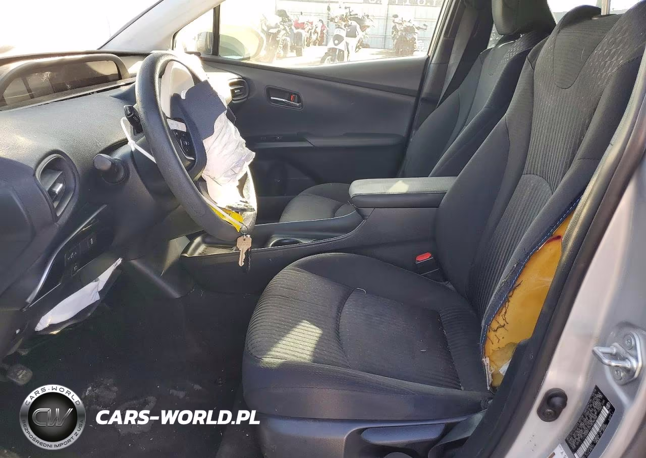 2017 Toyota Prius Two VIN:JTDKBRFU0H3036248 - 7