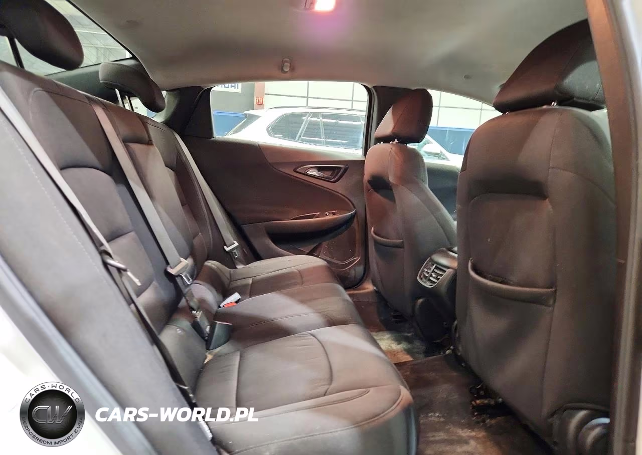 2019 Chevrolet Malibu Lt VIN:1G1ZD5ST8KF212752 - 10