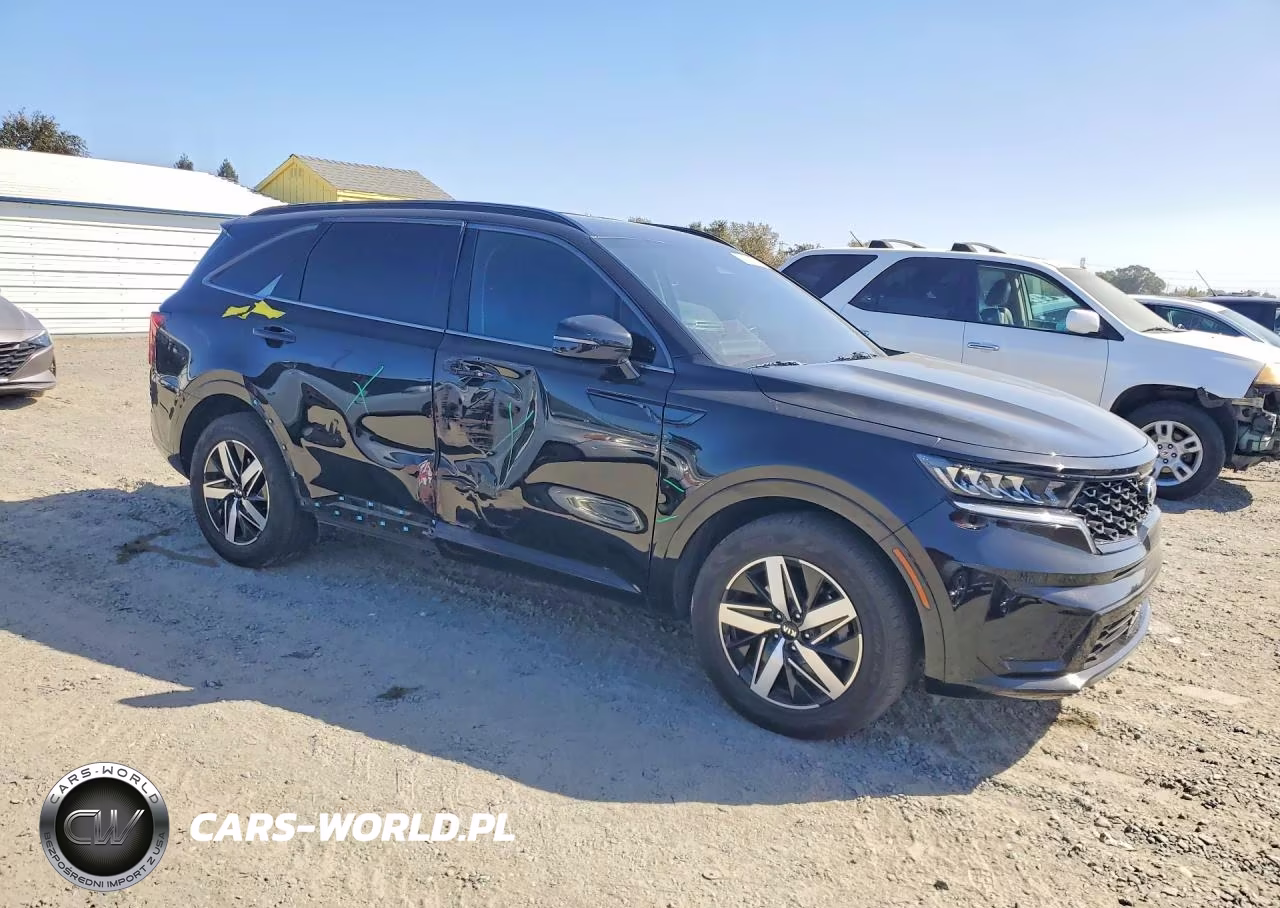 2021 Kia Sorento S VIN:5XYRL4LC4MG001194 - 4
