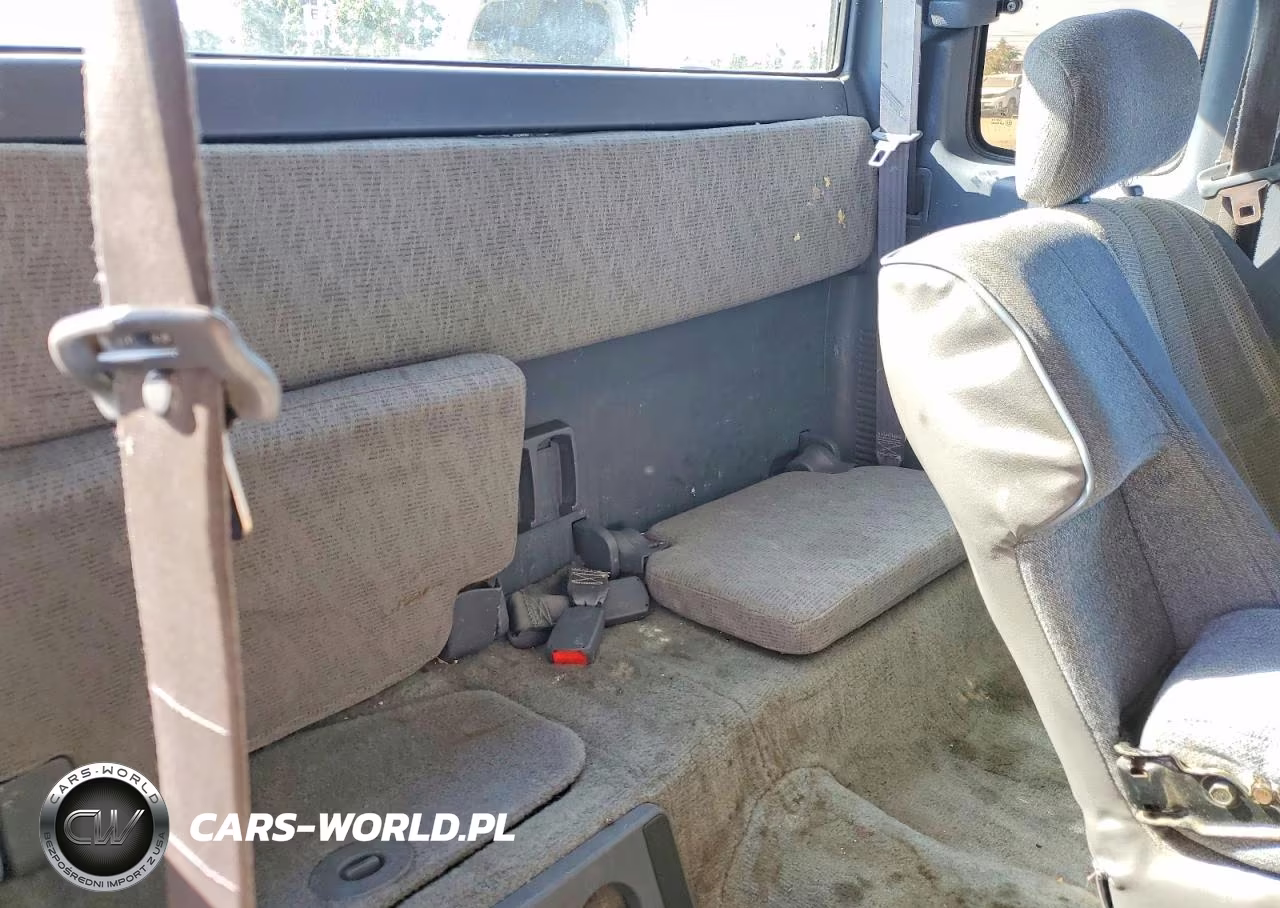 1998 Toyota Tacoma Base VIN:4TAVL52N2WZ019068 - 10