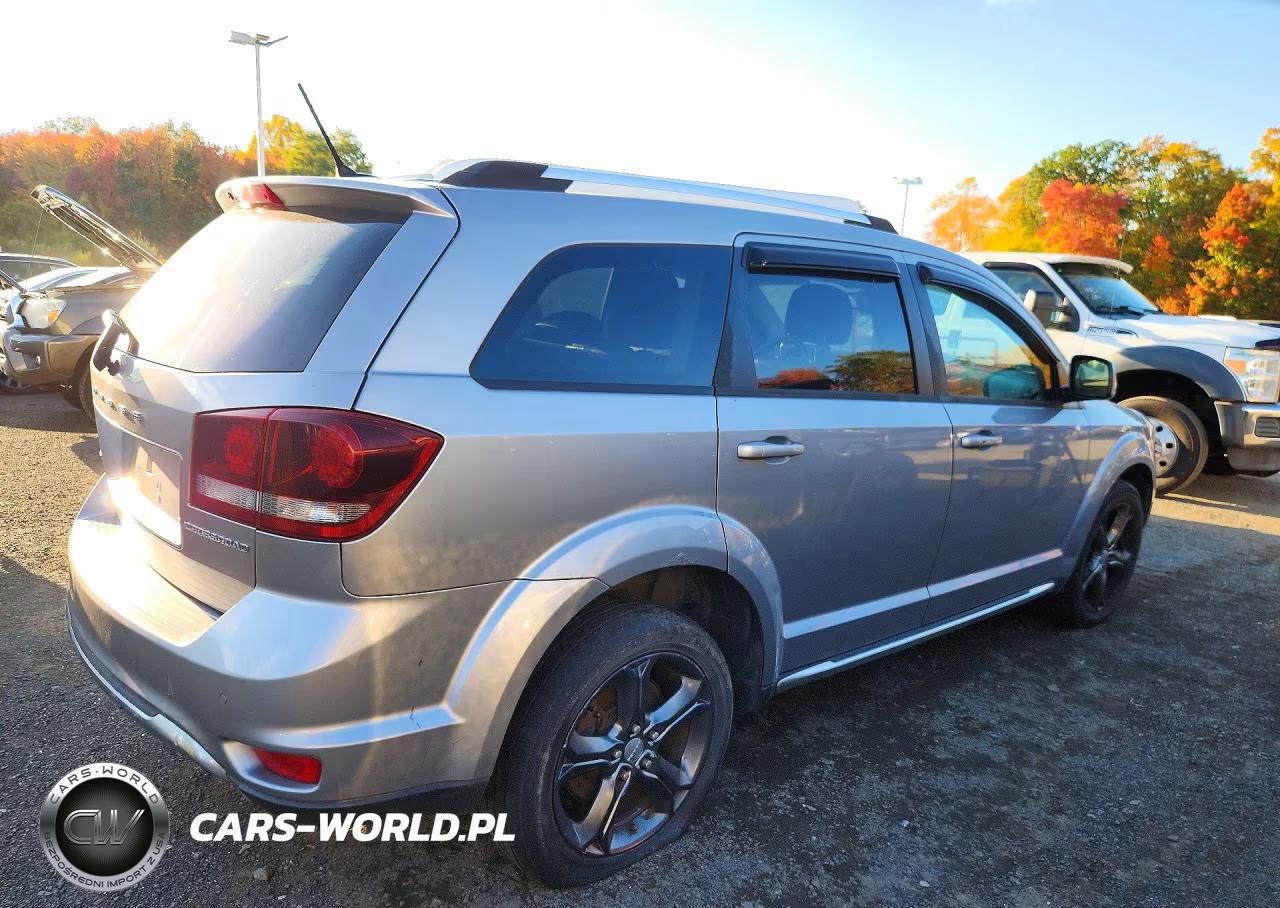 2015 Dodge Journey Crossroad VIN:3C4PDDGG0FT740527 - 3