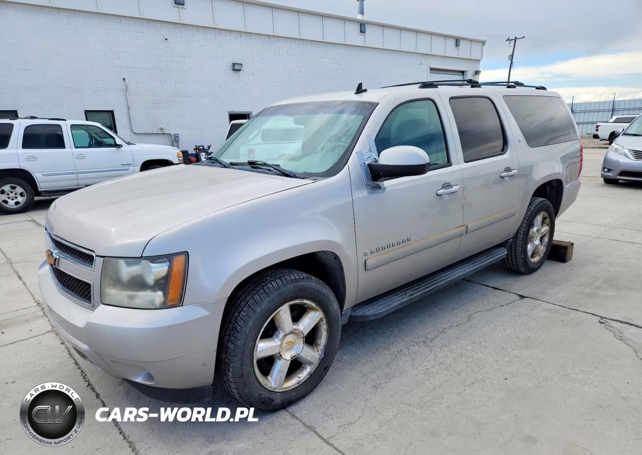 2007 Chevrolet Suburban K1500 – zdjęcie 1 z 12