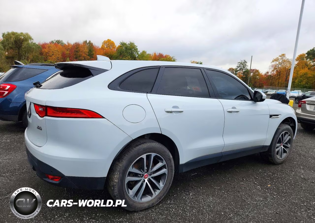 2017 Jaguar F-Pace Premium VIN:SADCJ2BV5HA063961 - 3