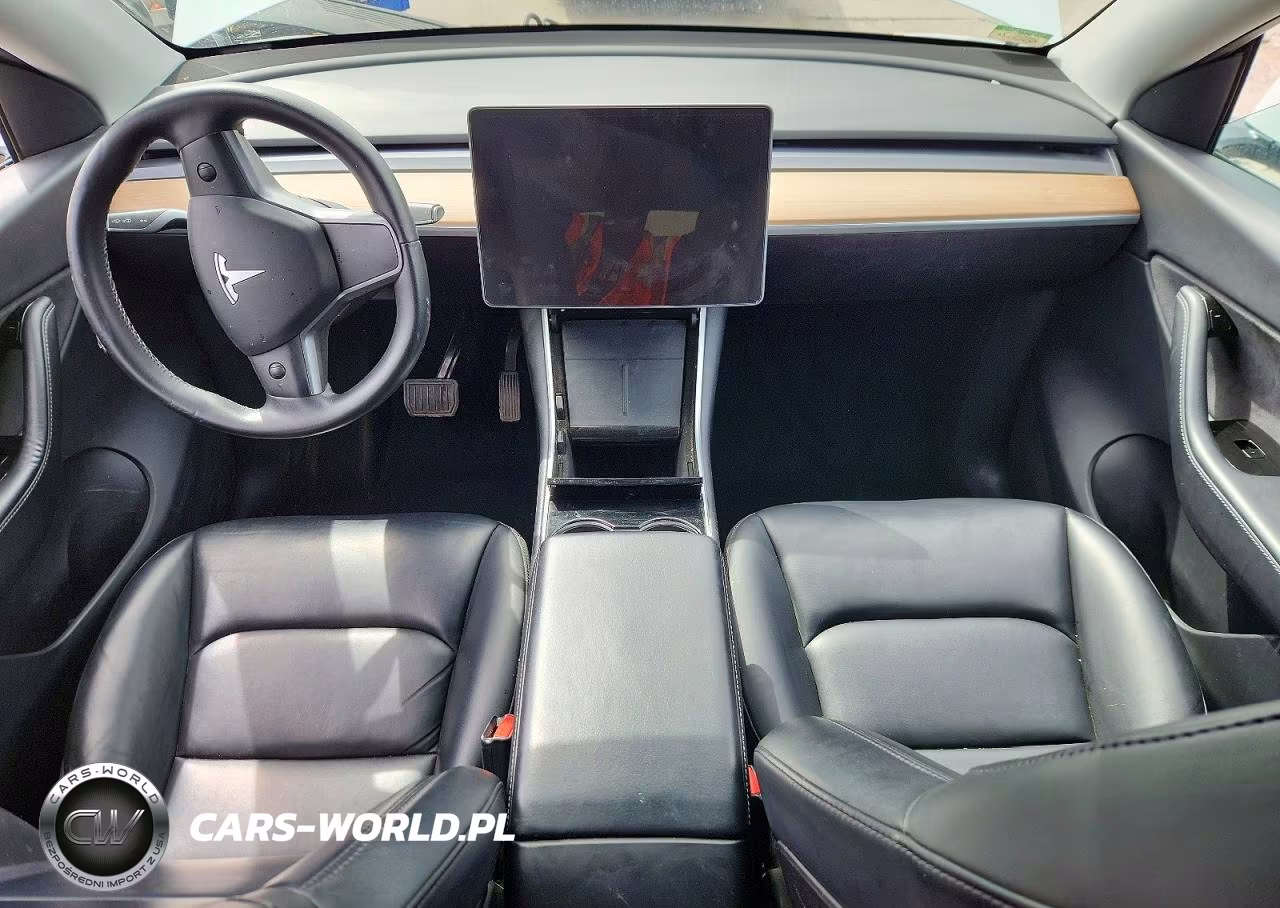 2020 Tesla Model Y VIN:5YJYGDEE6LF006725 - 8
