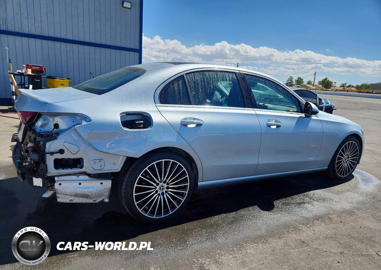 2026 Mercedes-Benz C 300 VIN:W1KAF4GB7TR326269 - 3