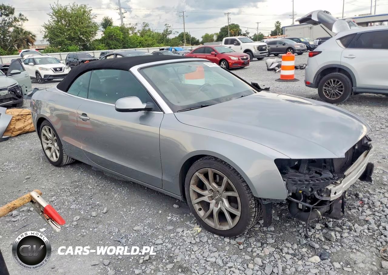 2011 Audi A5 Premium VIN:WAUAFAFHXBN002377 - 4