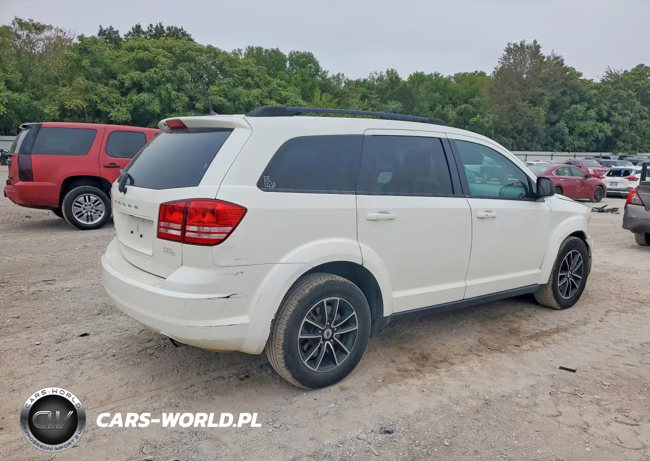 2018 Dodge Journey Se VIN:3C4PDCAB4JT533137 - 3