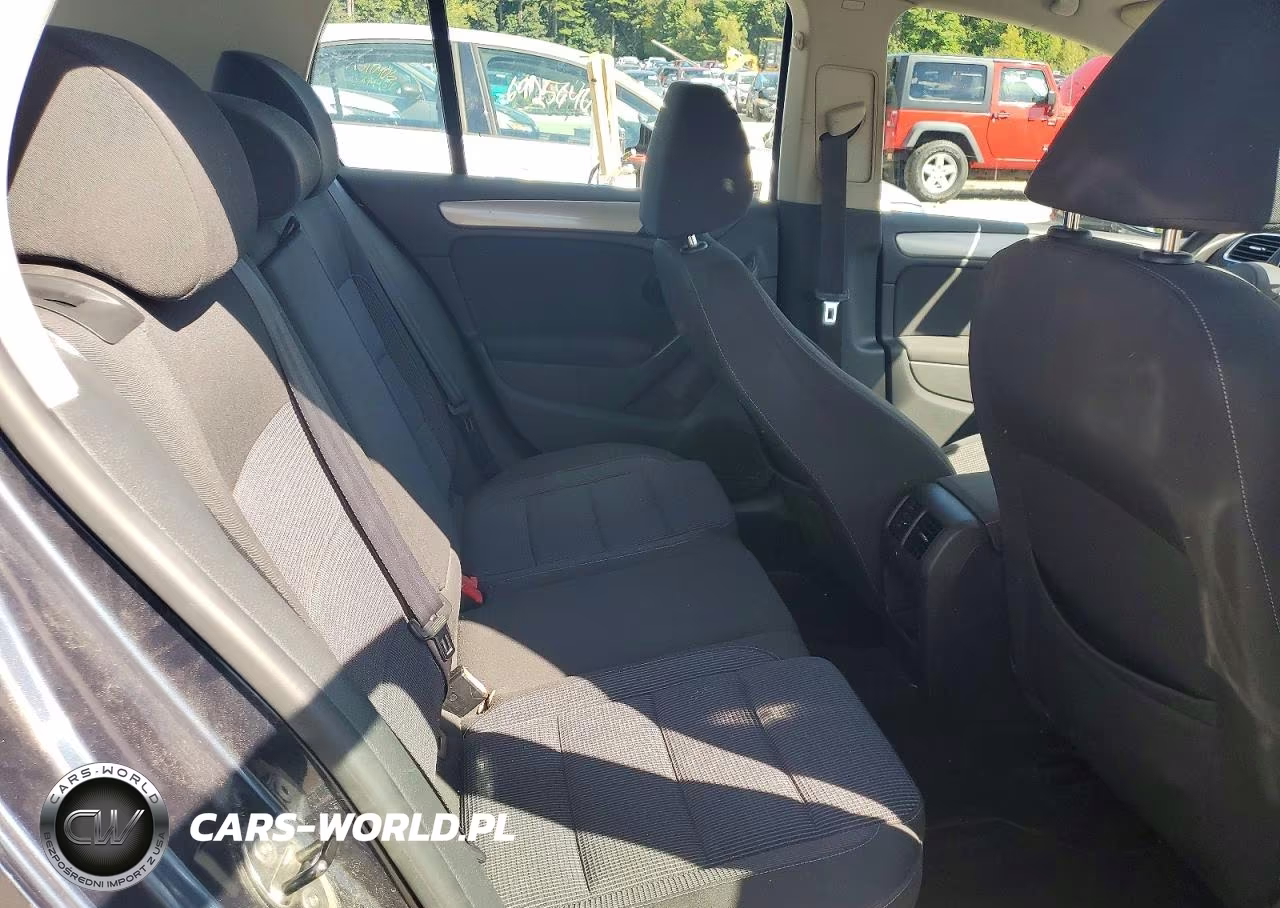 2012 Volkswagen Golf VIN:WVWDB7AJ9CW279445 - 10