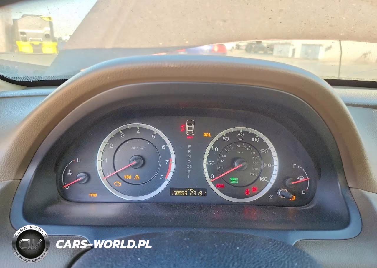 2010 Honda Accord Lxp VIN:1HGCP2F42AA108373 - 9