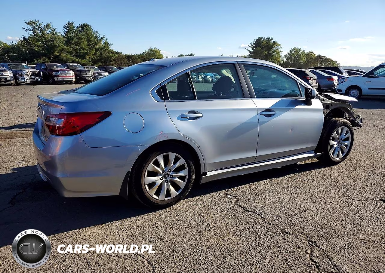 2015 Subaru Legacy 2.5I Premium VIN:4S3BNAC69F3064058 - 3