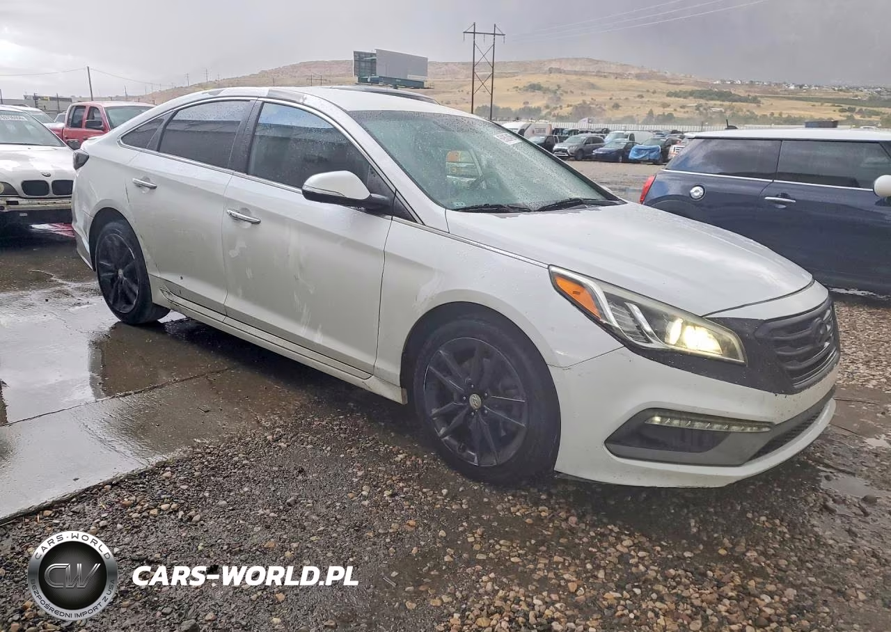 2015 Hyundai Sonata Sport 2.0T VIN:5NPE34AB6FH079772 - 4