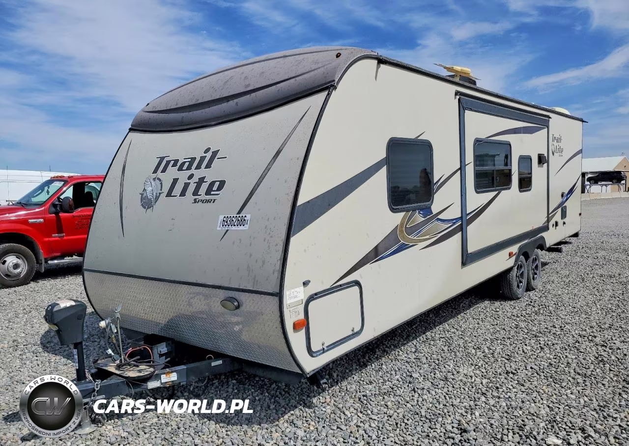 2013 R-Vision Trail Lite Camper VIN:51V1M1K24DE450299 - 2