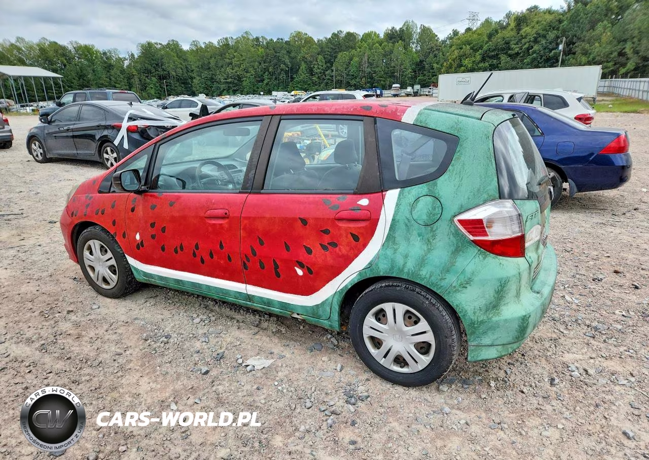 2011 Honda Fit VIN:JHMGE8H3XBS010084 - 2