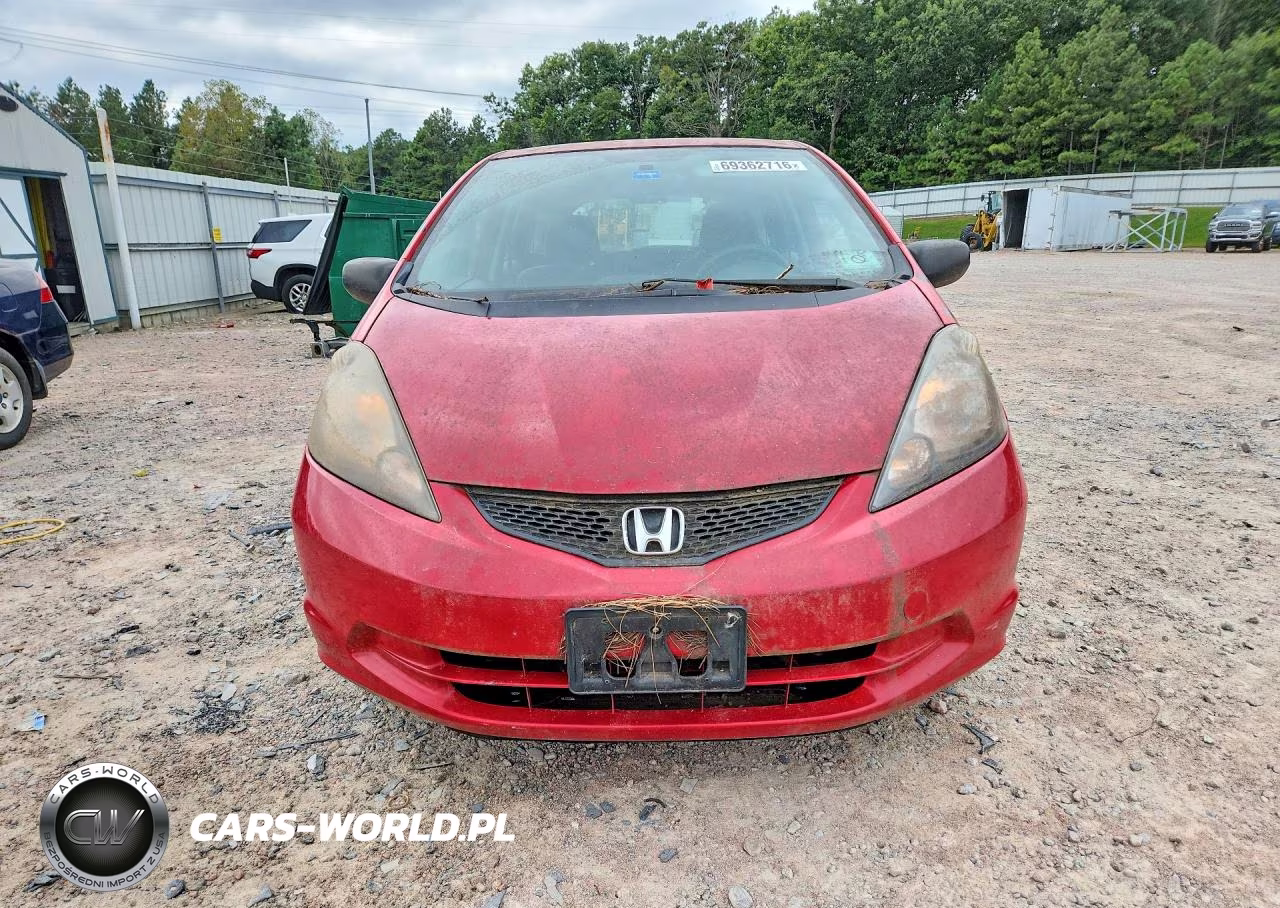 2011 Honda Fit VIN:JHMGE8H3XBS010084 - 5