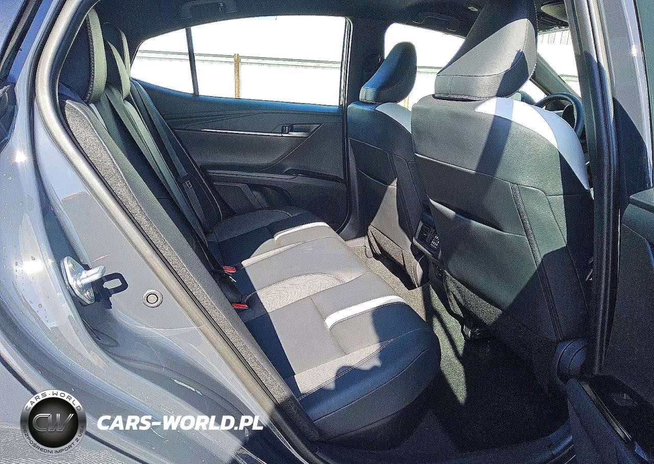 2026 Toyota Camry Se VIN:4T1DAACKXTU691239 - 10