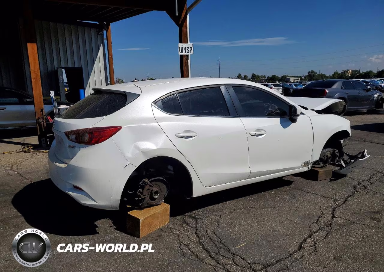 2017 Mazda 3 Touring VIN:3MZBN1L7XHM126073 - 3