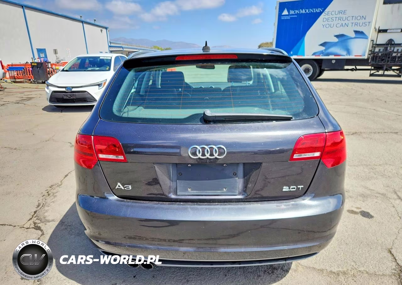 2011 Audi A3 Premium Plus VIN:WAUPEAFM2BA077513 - 6