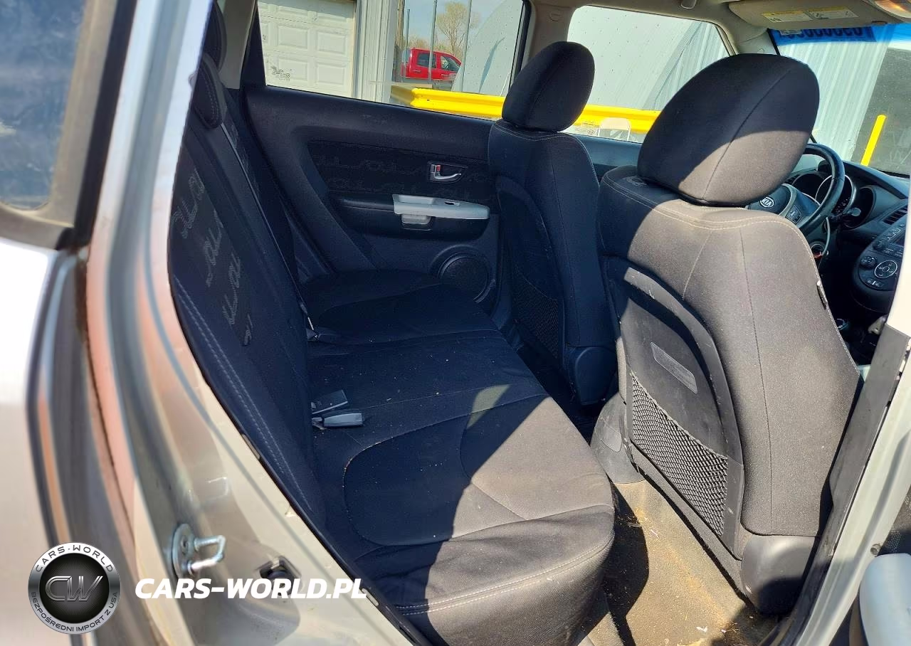 2012 Kia Soul + VIN:KNDJT2A60C7378812 - 10