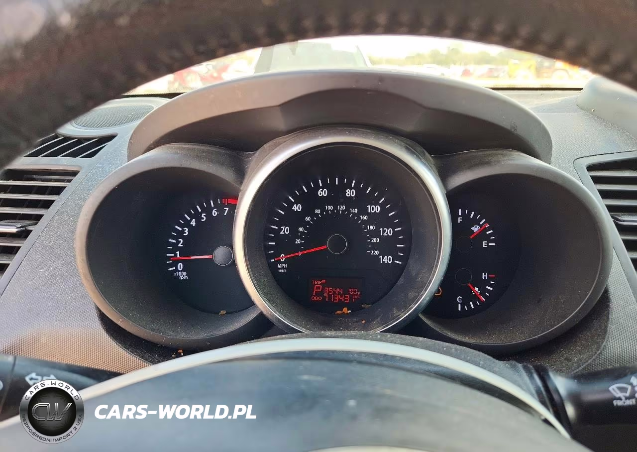 2012 Kia Soul + VIN:KNDJT2A60C7378812 - 9